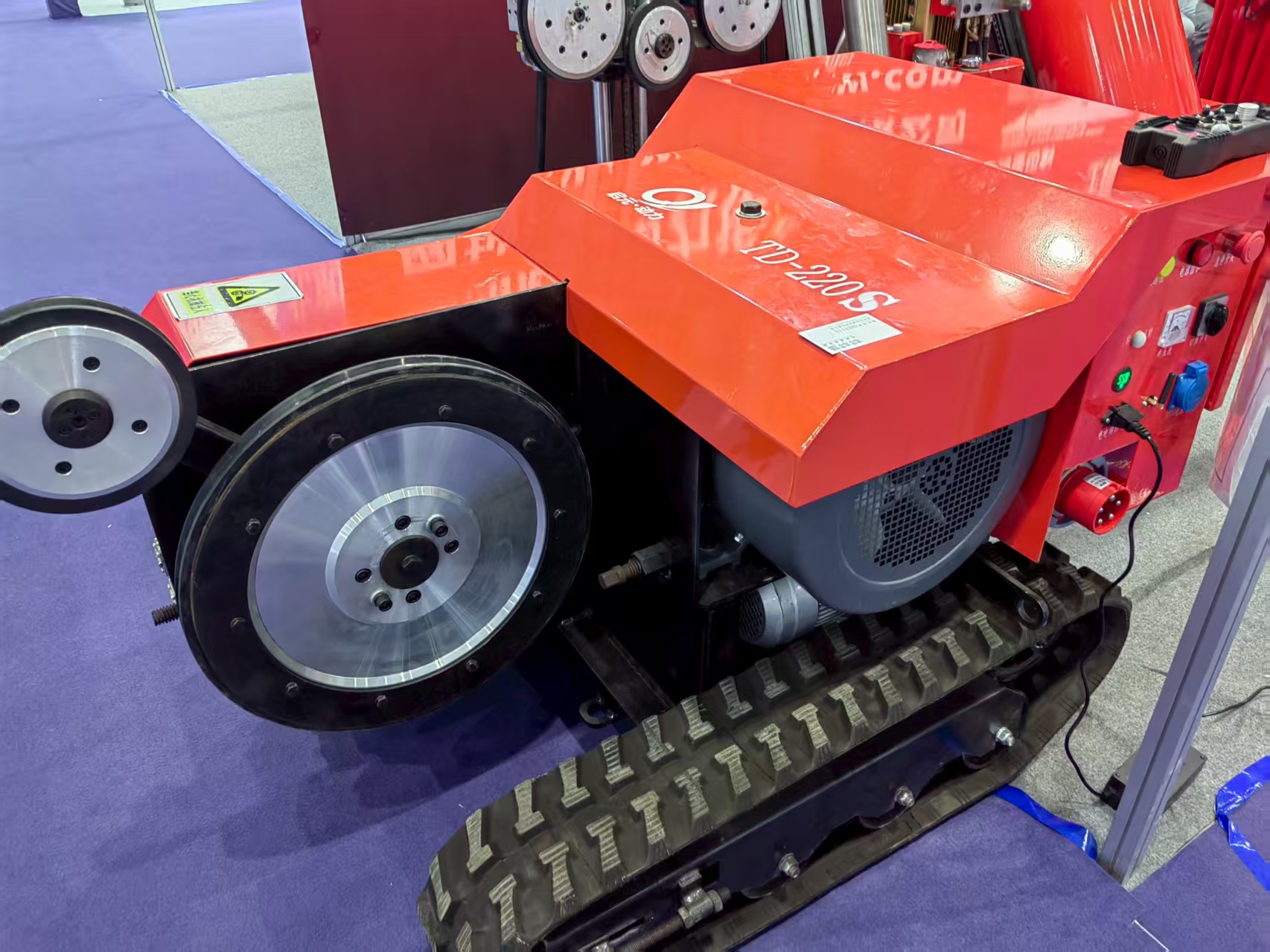 22KW Crawler type wire saw single wheel type - Image 5